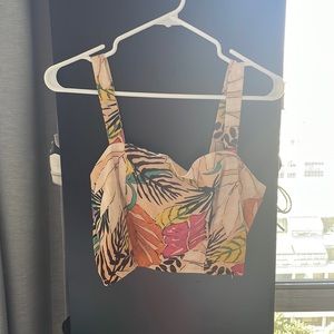 Tropical summer top!